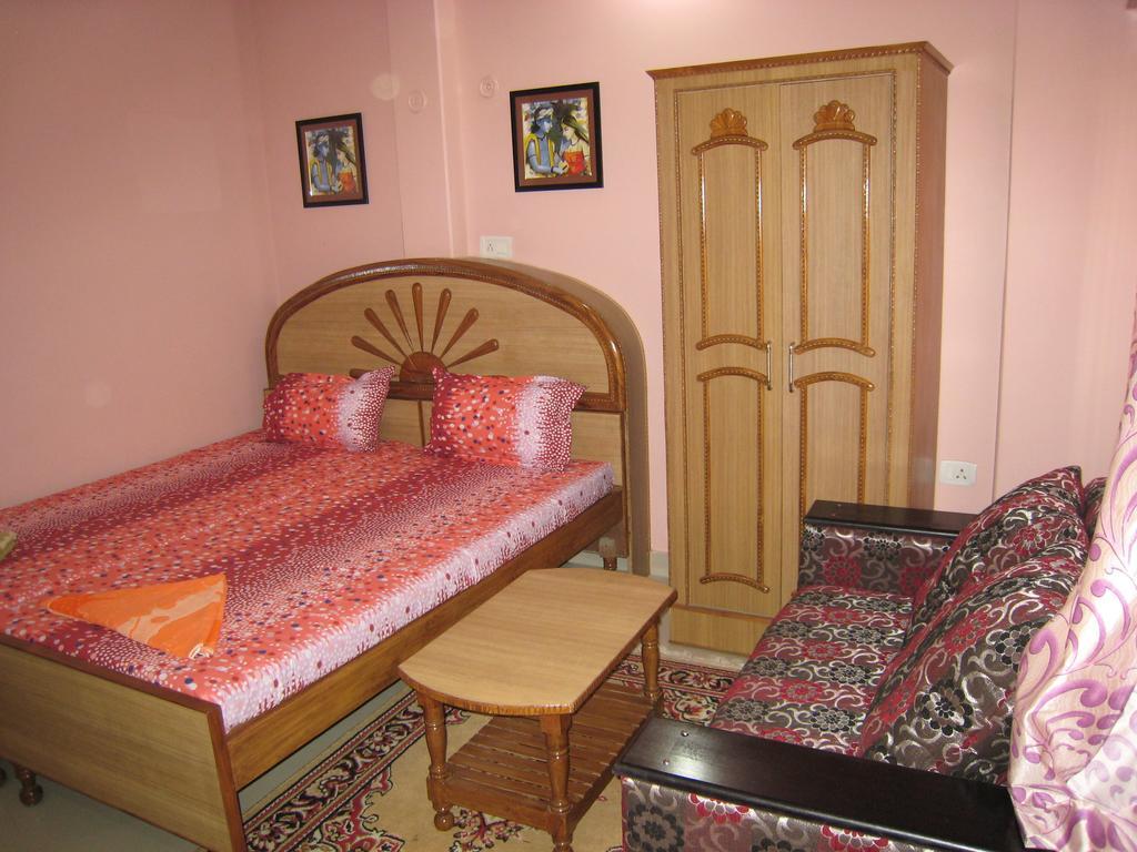 Krishna Paying Guest House พาราณสี ห้อง รูปภาพ
